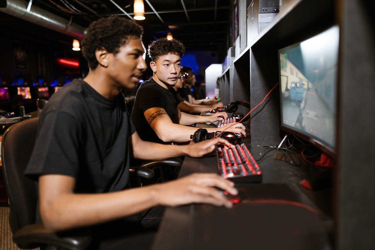 Game Changer: How Online Gaming is Revolutionizing the Entertainment  Industry